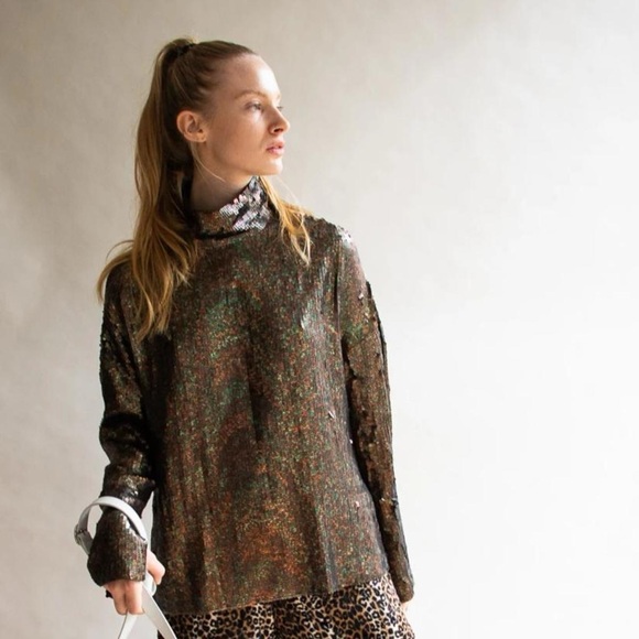 Tibi Funnel Neck Long Sleeve Iridescent Sequin Top - Picture 1 of 12